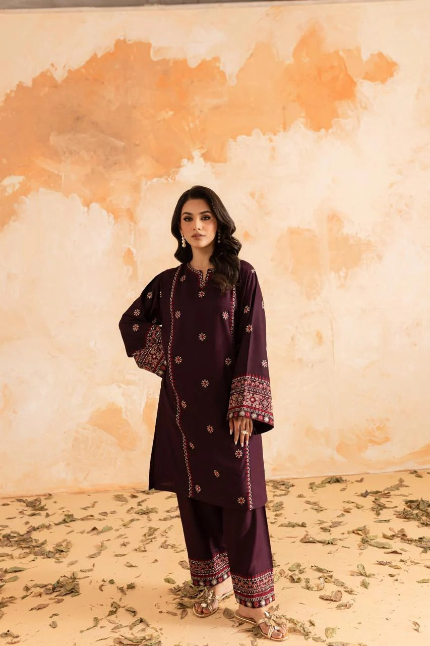 Nazakat Embroidered 2pc royal lifestyle collections