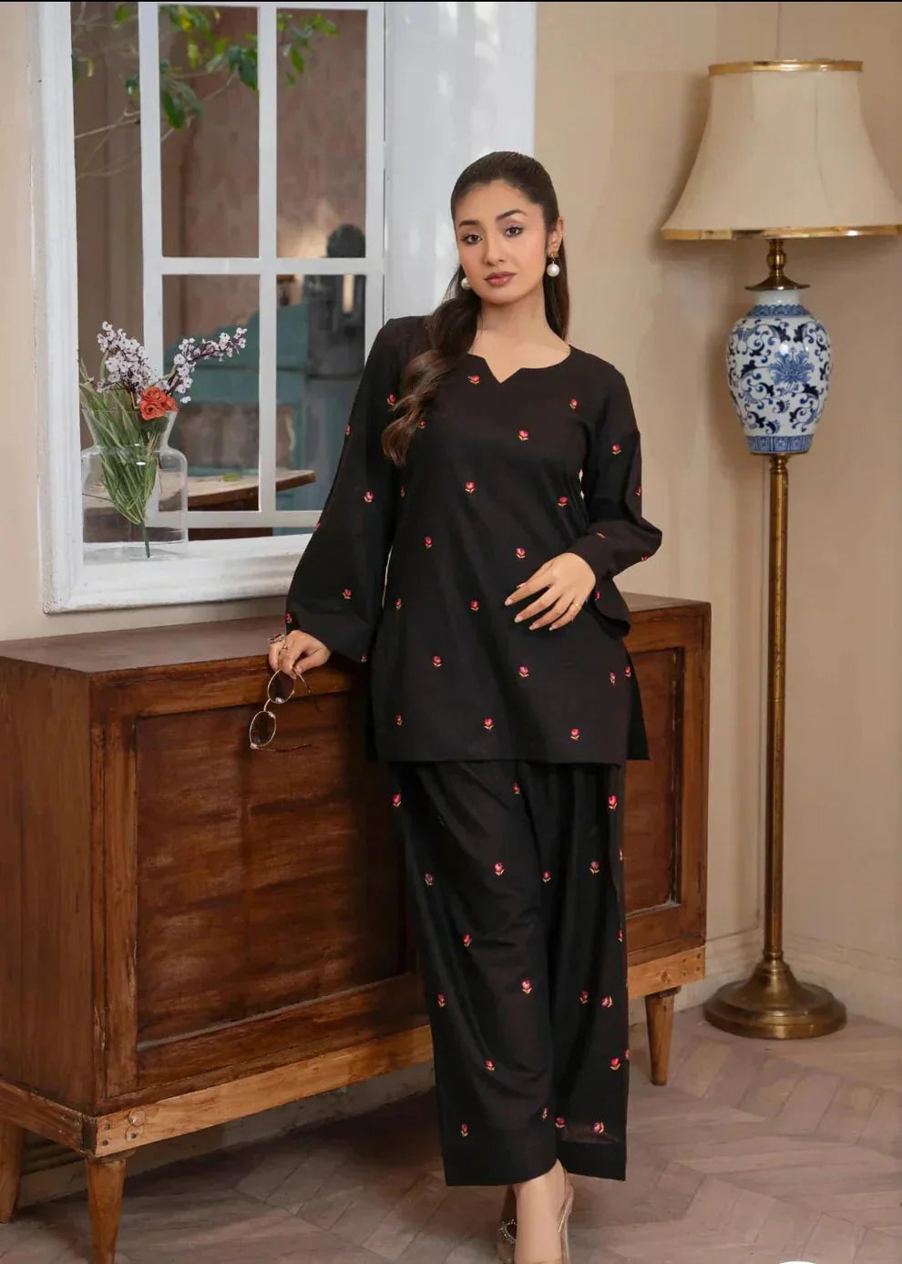 Flower-Petal Furshi Shalwar 3pc royal lifestyle collections