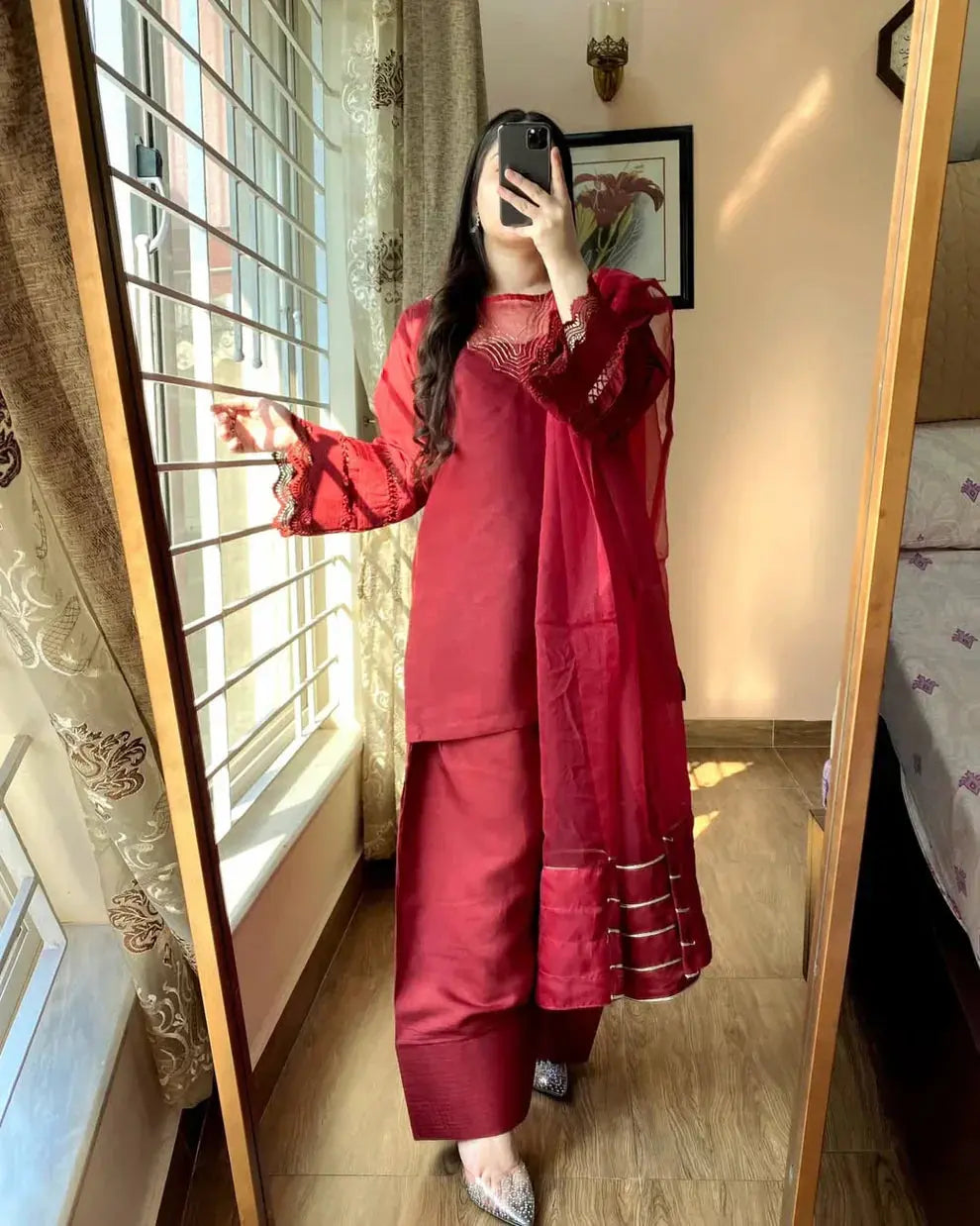 RUby Embroidered Lawn 3pc royal lifestyle collections