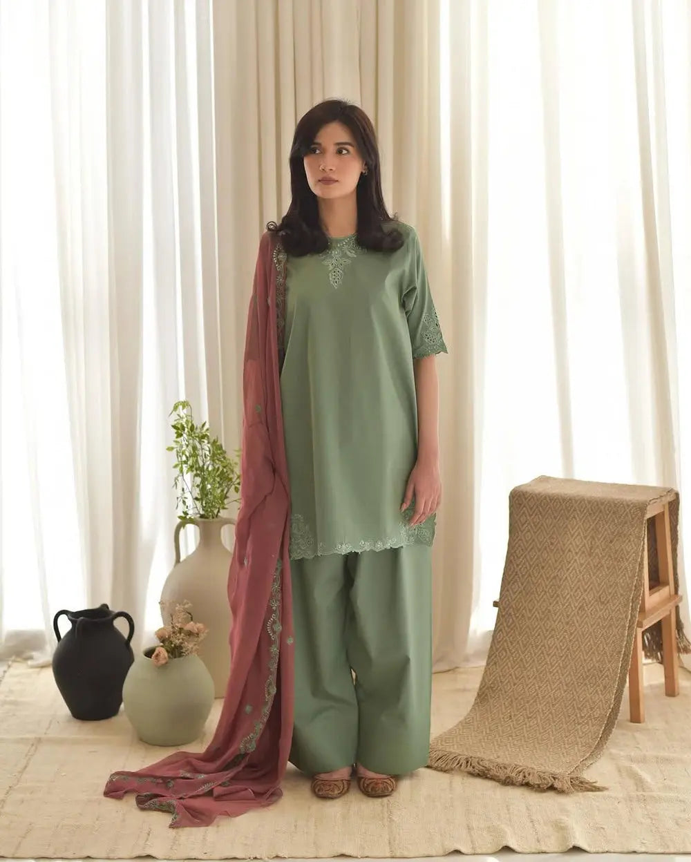 AIRA LAWN 3PC royal lifestyle collections