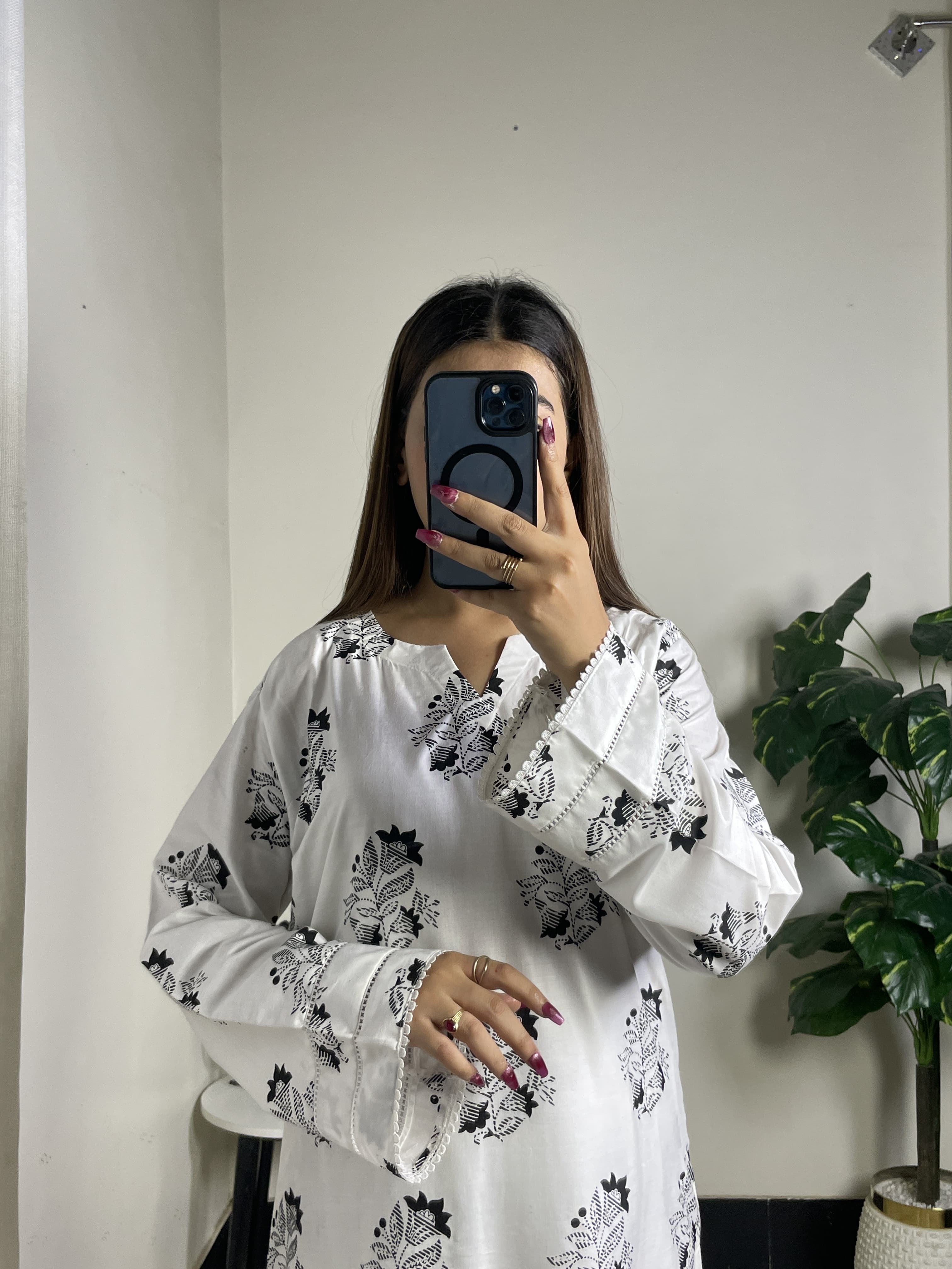 ZEENAT BLACK 2PCS royal lifestyle collections