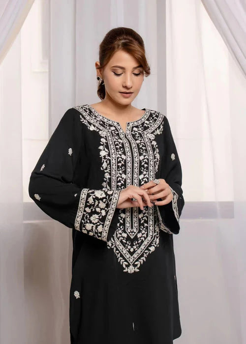 Royal Black Allure 2pcs Royal Lifestyle Collections