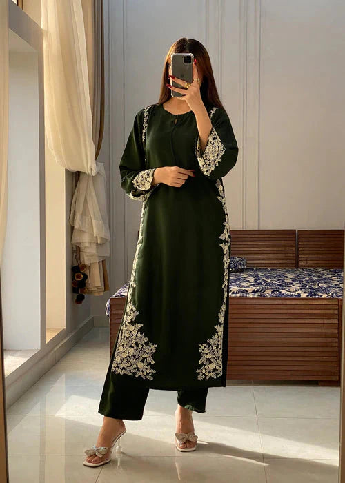 Royal Green Margarita Embroidered 2pcs Royal Lifestyle Collections