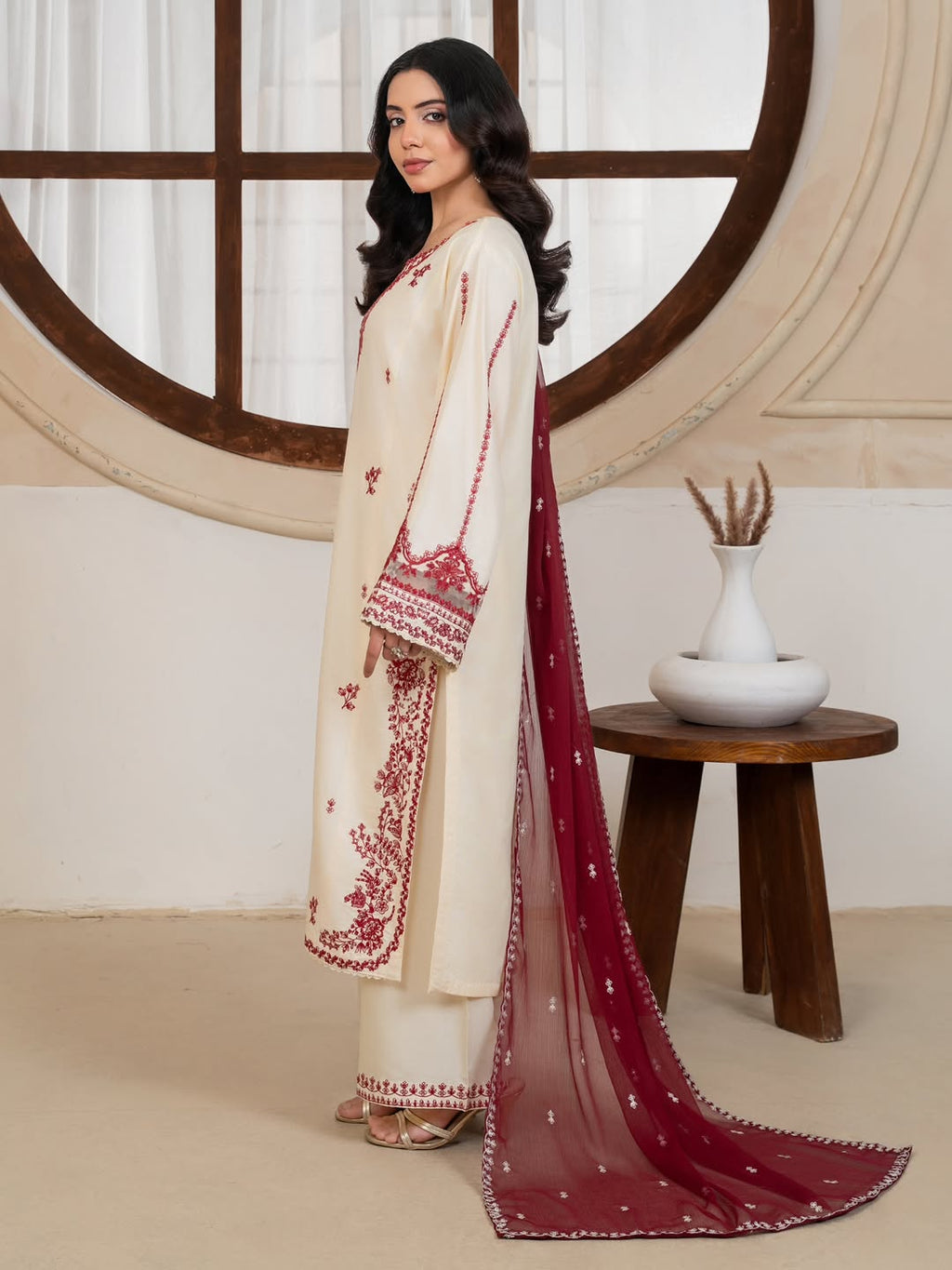 Royal Levoria 3pcs Royal Lifestyle Collections